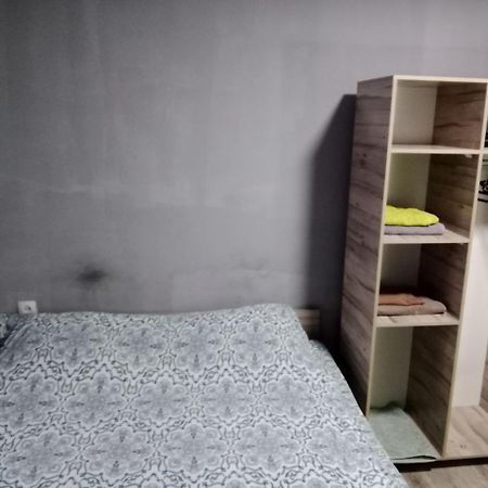 A Cozy Bedsit! Apartamento Taskent Exterior foto